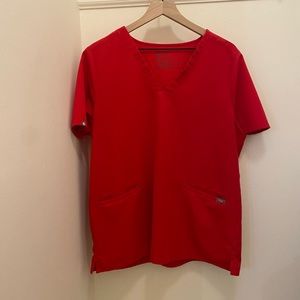 Figs size xl red scrub top